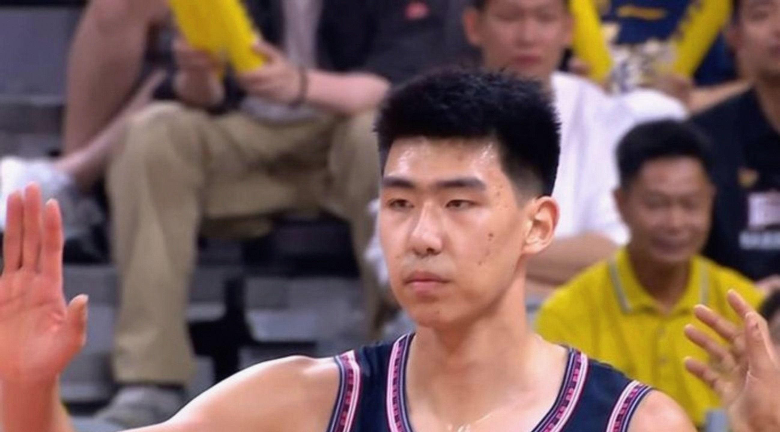 赛后广厦男篮调整名单以备CBA常规赛；遗憾出局环节打磨；球迷炸锅；赛季目标并未改变的简单介绍