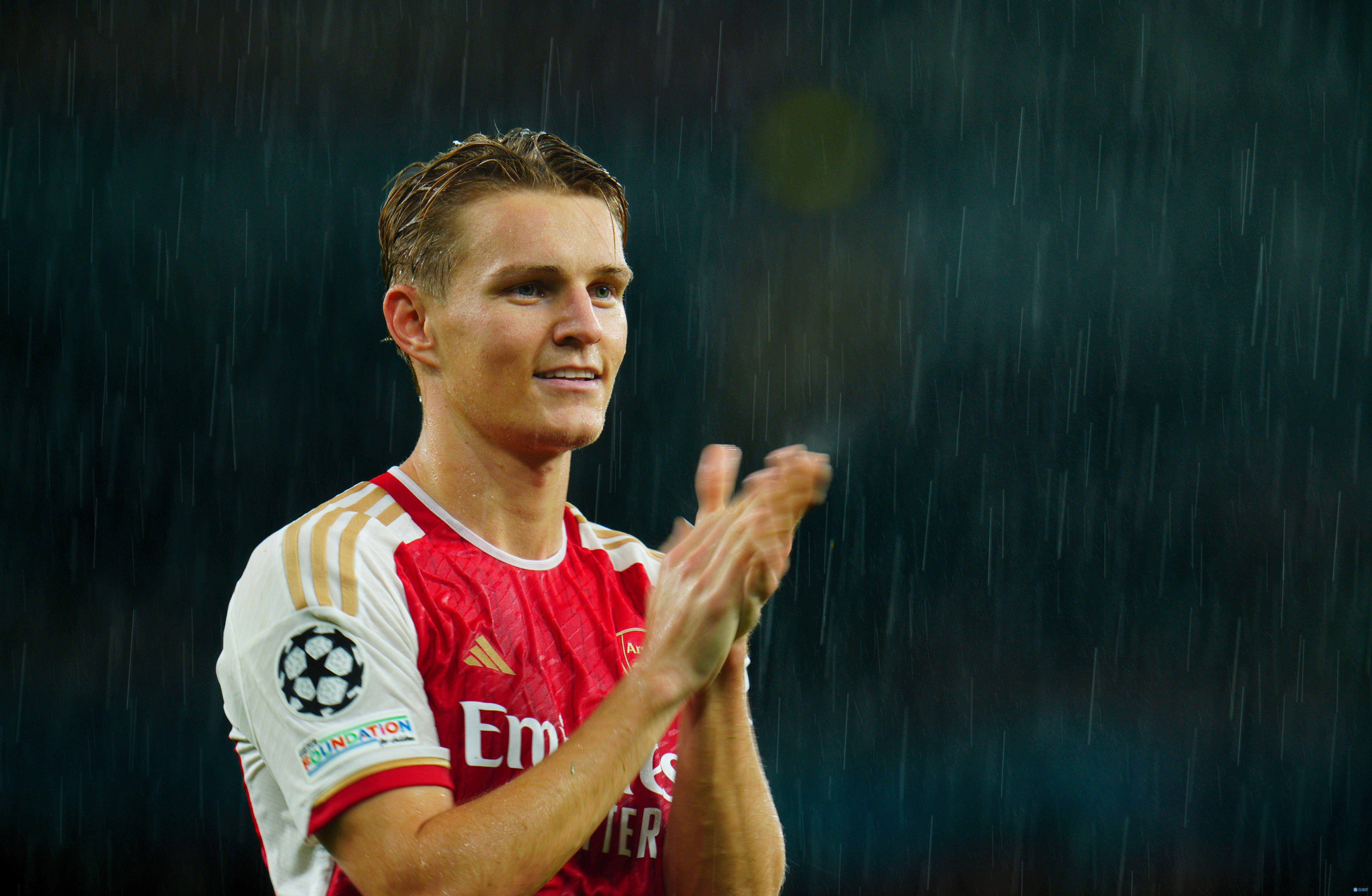 关于法甲今夜走向成谜，密尔沃基雄鹿更衣室发声，更衣室稳定，资深球员宣示担当的信息-开云体育下载